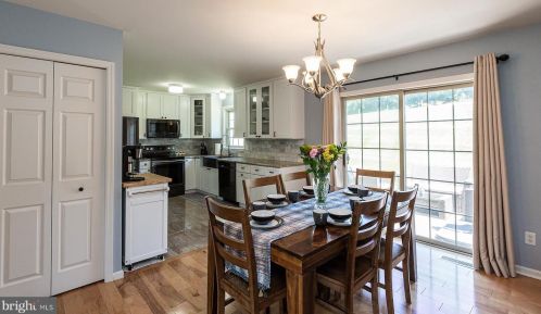 673 Royal Vw Dr, Lancaster PA  17601-2873 exterior