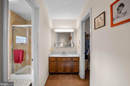 11440 Encore Dr, Silver Spring MD 20901-5043 exterior