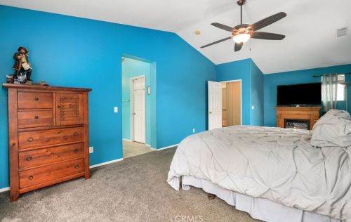 12595 Orangeblossom Ln, Riverside CA  92503-7058 exterior