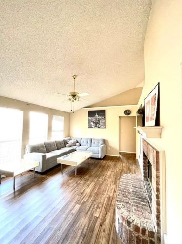 10221 Sunset View Dr, Fort Worth TX  76108-4075 exterior