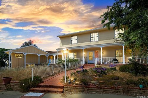 1233 Gem Ln, Ramona, CA 92065-3753