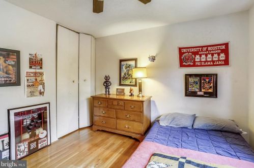 9527 Clement Rd, Silver Spring MD 20910-1643 exterior