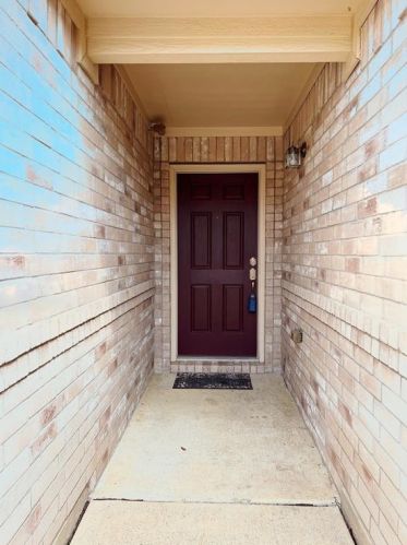 6905 Knight Island Ln, Fort Worth TX  76120-2339 exterior