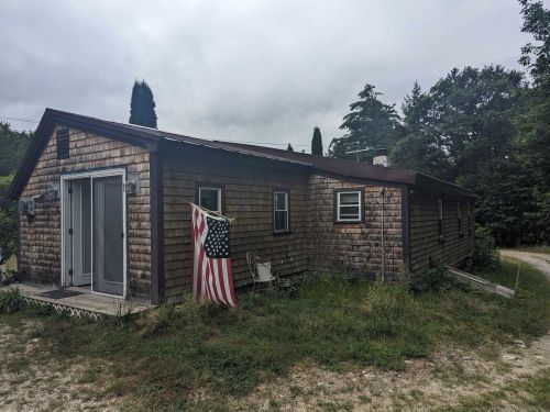 1 Waters Rd, Wilton, NH 03086-5153
