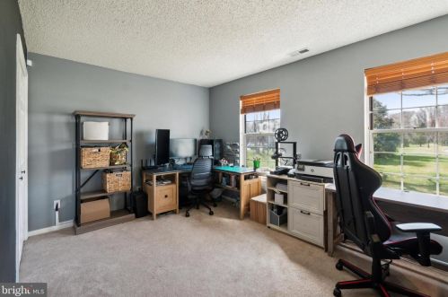 1213 Eagles Chase Dr, Trenton NJ  08648-2540 exterior