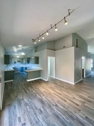 6459 Gallant St, Bell, CA 90201-5611