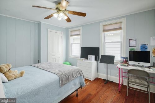 212 Atlantic Ave, Haddonfield NJ 08033-3334 exterior