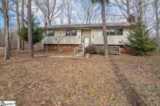 251 Circle K Dr, Seneca, SC 29678-4911
