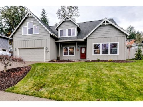 6737 Glacier Dr, Springfield OR  97478-4706 exterior