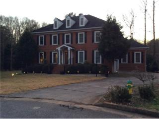 24 Pembroke Ln, Euharlee, GA 30120-6465