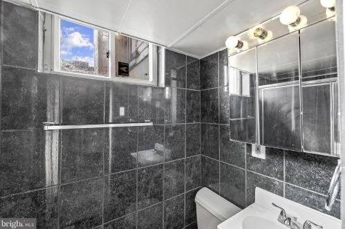 2711 Henderson Ave, Silver Spring MD 20902-1919 exterior