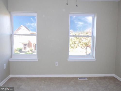 725 44 St, Philadelphia PA 19104-2910 exterior