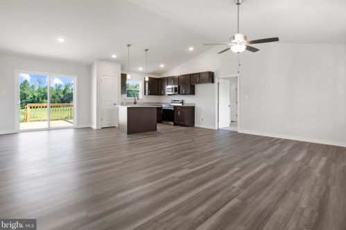 3462 Willow Brook Rd, Bumpass, VA 23024-2821