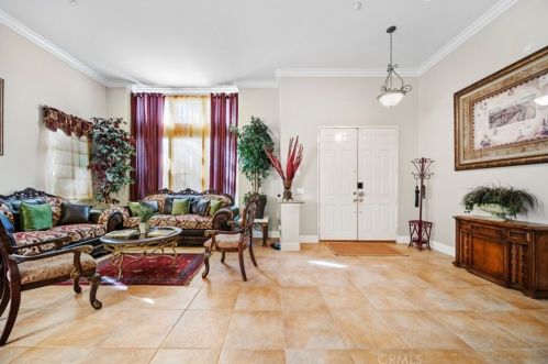 11364 Pondhurst Way, Riverside CA  92505-3471 exterior
