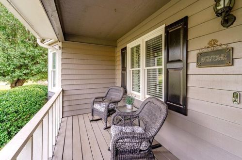 119 Village Ct, Holly Springs, GA 30188-1946