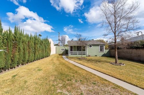 816 Dickel St, Anaheim CA  92805-1805 exterior