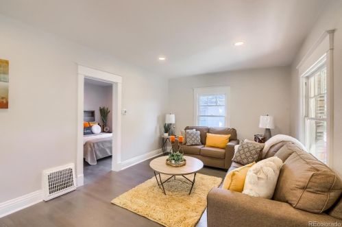 3221 Grant St, Englewood CO 80113-6829 exterior