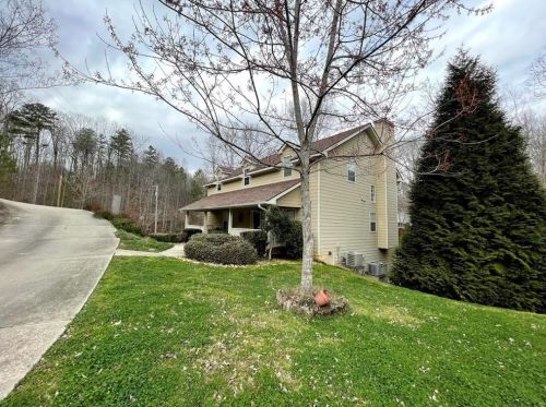 135 Lanier Dr, Dahlonega, GA 30533-7631