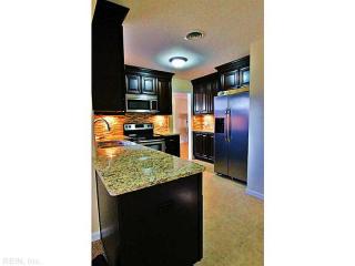 5752 Pefley Ct, Norfolk, VA 23502-5234