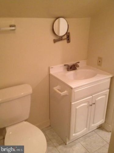 18508 Corby St, Triangle VA  22172-1806 exterior