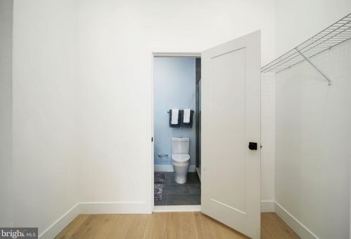 5409 Larchwood Ave, Philadelphia PA 19143-1907 exterior