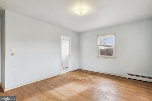 211 Ednor Rd, Silver Spring MD 20905-5134 exterior