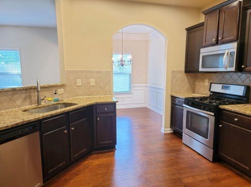 2370 Morgan Farm Dr, Buford GA  30519-3045 exterior