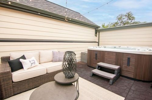 3610 Ridge Towne Dr, Duluth GA  30096-6616 exterior