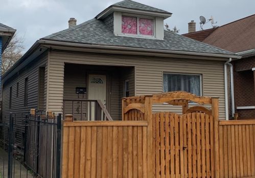 6947 Talman Ave, Chicago, IL 60629-1918