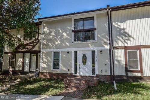 5512 Peppercorn Dr, Springfield, VA 22015-1829