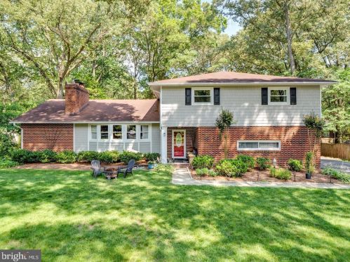 202 Marie Ave, Severna Park, MD 21146-3211