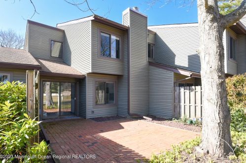 76 Berkshire Ct, Tinton Falls NJ  07701-5413 exterior