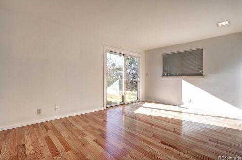 5031 Chester St, Englewood CO 80111-1330 exterior