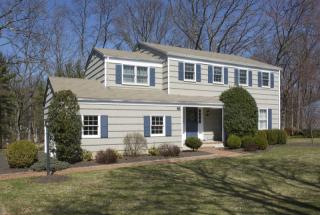 22 Florie Farm Rd, Mendham, NJ 07945-1708