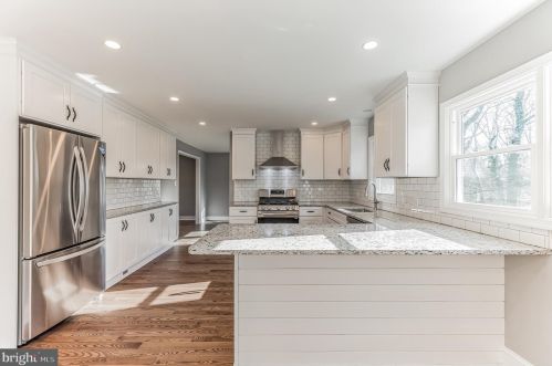 1302 Chestnut Pl, Haddon Heights NJ  08035-1810 exterior