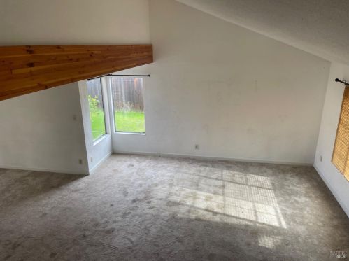 971 Cheswick Dr, San Jose, CA 95121-2810