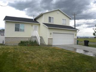 201 Sunstone Cir, Logan UT  84321-5051 exterior