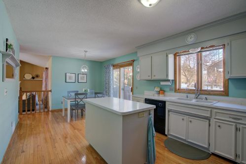 4585 Clf Rdg Ct, Saint Paul MN  55123-1852 exterior