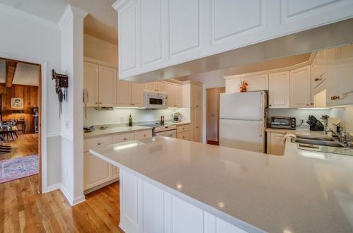 18 Hummingbird Ln, Big Canoe GA  exterior