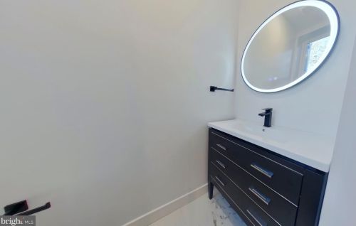 1614 Ellsworth St, Philadelphia PA  19146-3010 exterior