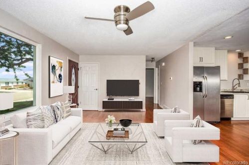 3081 Laredo Cir, Aurora, CO 80013-1805