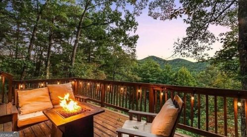 300 Browns Mill Rd, Suches, GA 30572-0040
