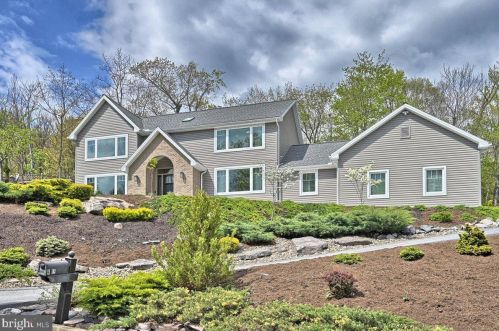 4713 Rock Ledge Dr, Harrisburg, PA 17110-3254