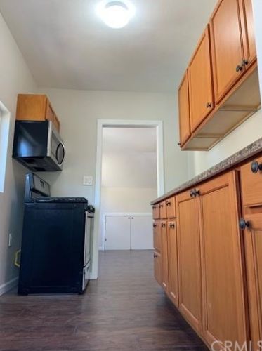 4079 Almond St, Riverside CA  92501-3533 exterior