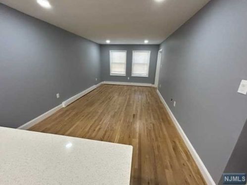 47 Ann St, Paterson NJ  07501-1004 exterior