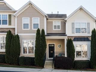 4943 Lady Of The Lake Dr, Raleigh, NC 27612-3079