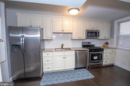 7904 Marsden St, Philadelphia, PA 19136-3247