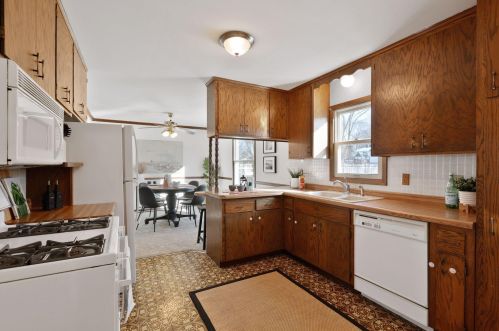 15465 Dresden Trl, Saint Paul MN  55124-6898 exterior