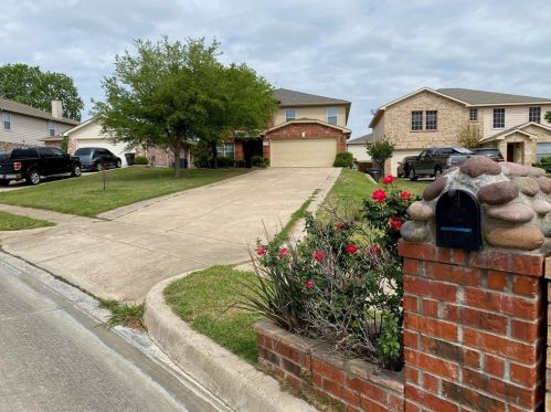 2620 Big Spring Dr, Fort Worth TX  76120-5622 exterior