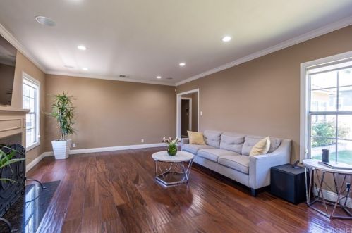 1411 Cleveland Rd, Glendale CA  91202-1414 exterior